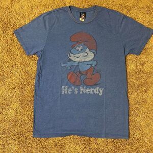 Junk-food Men's Blue Smurf "He's Nerdy" T-shirt